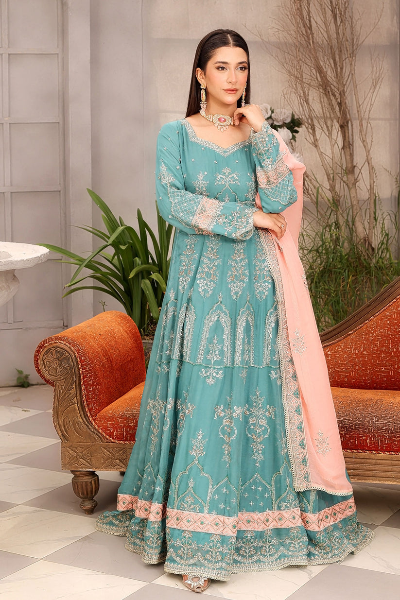 WOMEN'S FORMAL WEAR