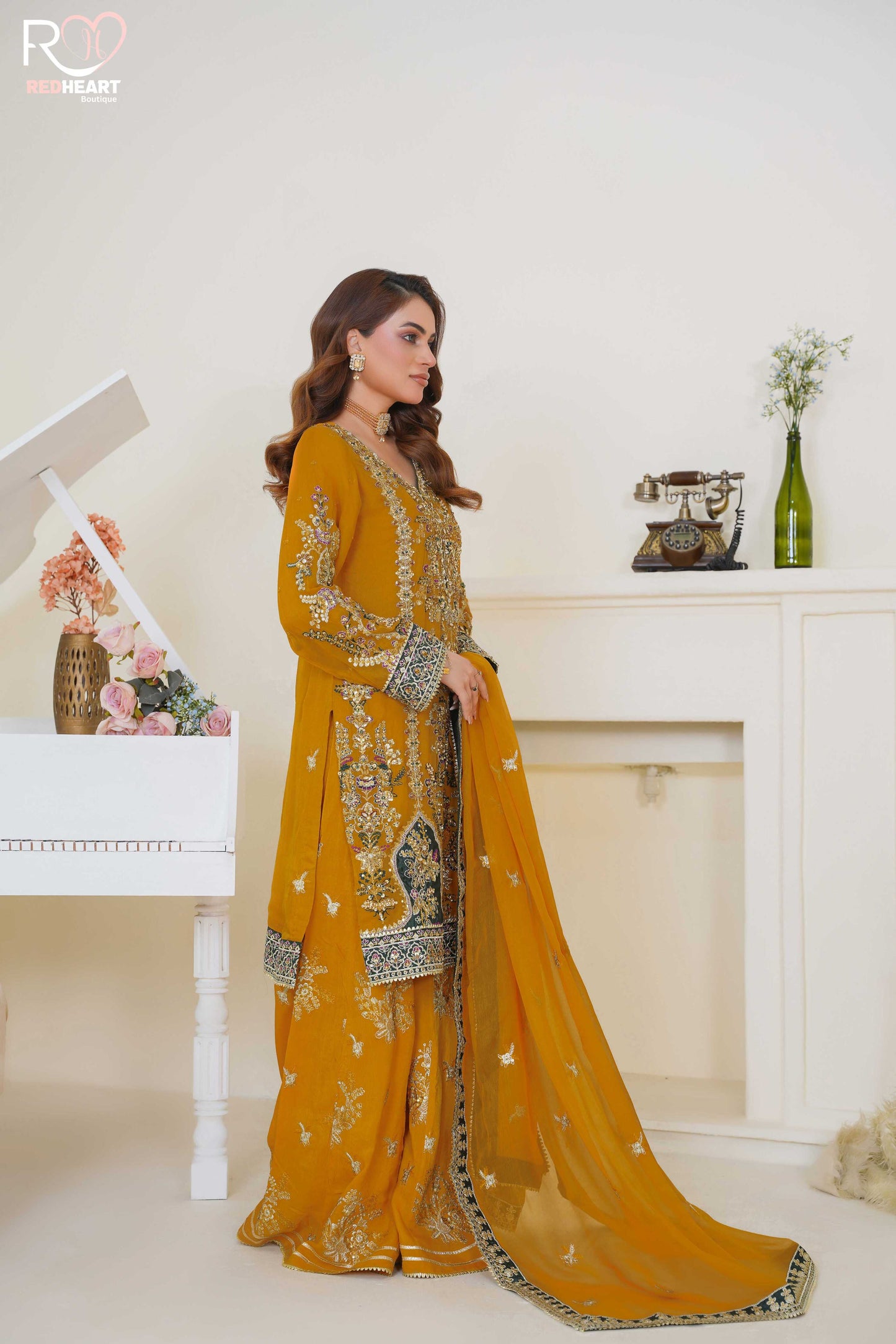 WOMEN'S PRET-KHAS | RH-203
