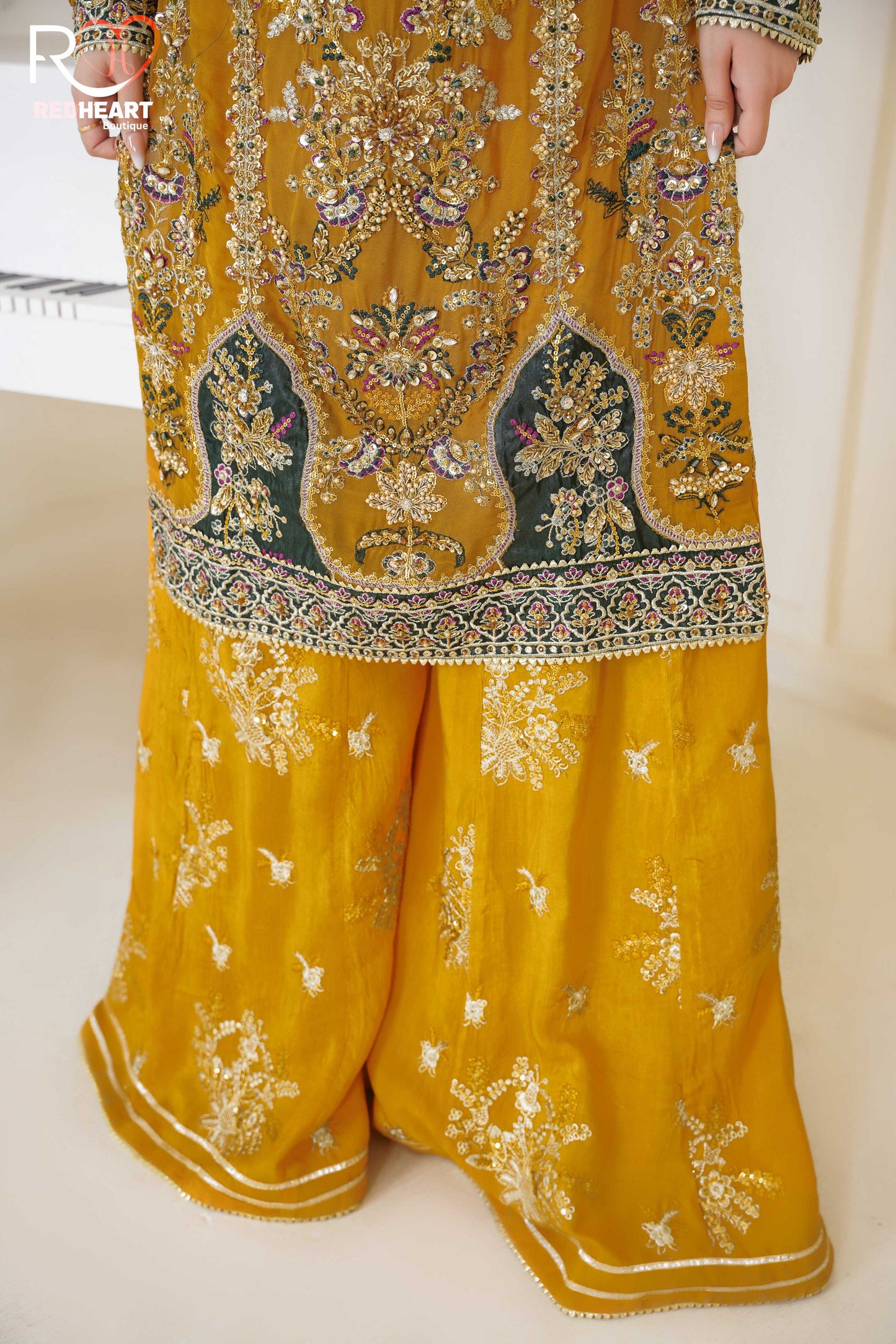 WOMEN'S PRET-KHAS | RH-203