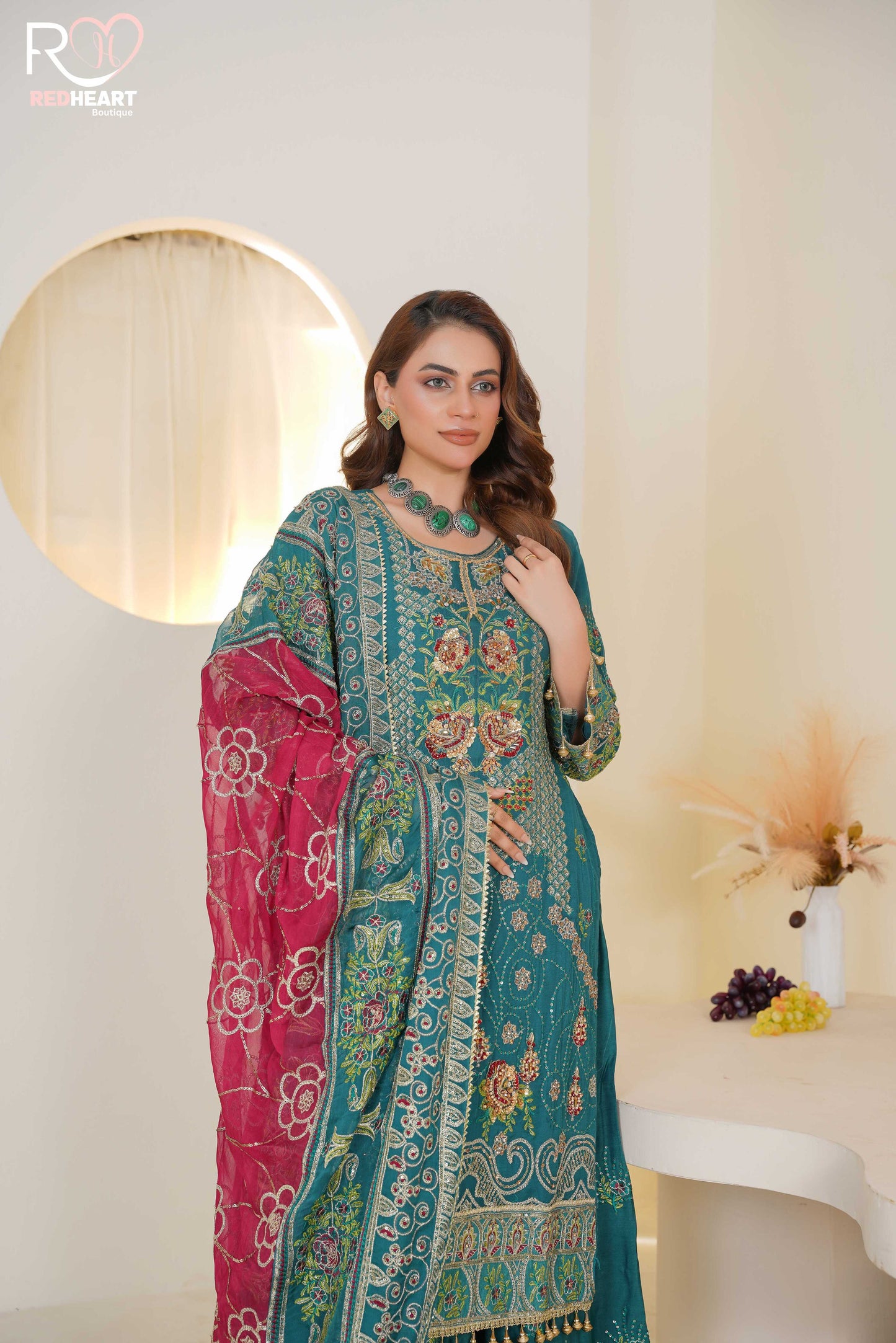WOMEN'S PRET-KHAS | RH-205