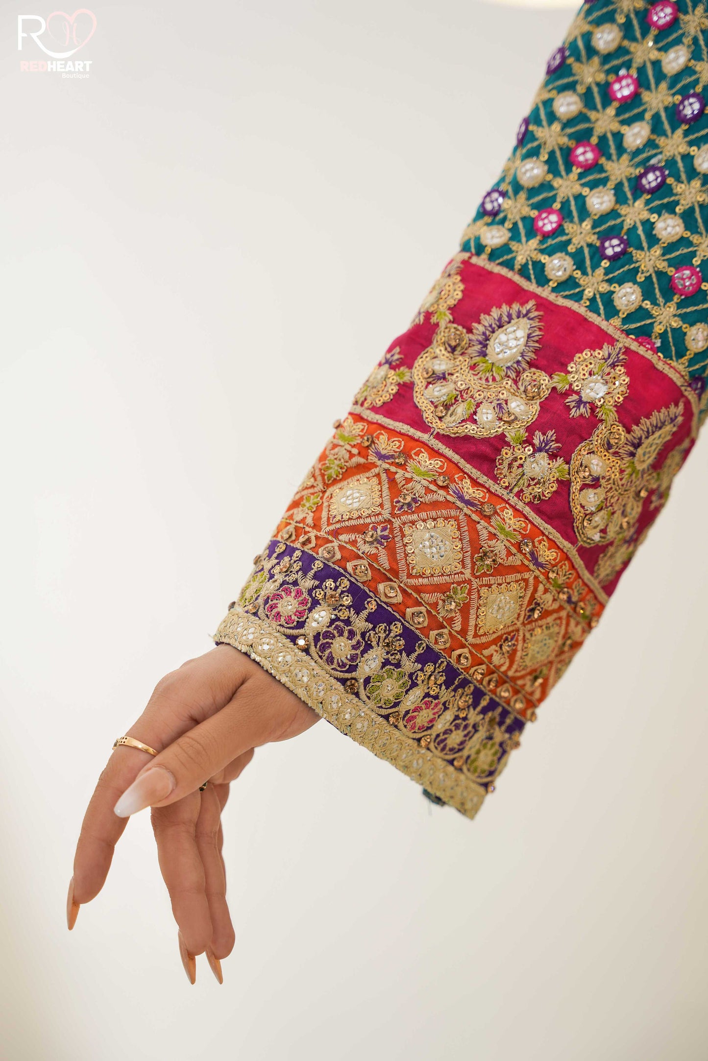 WOMEN'S PRET-KHAS | RH-211