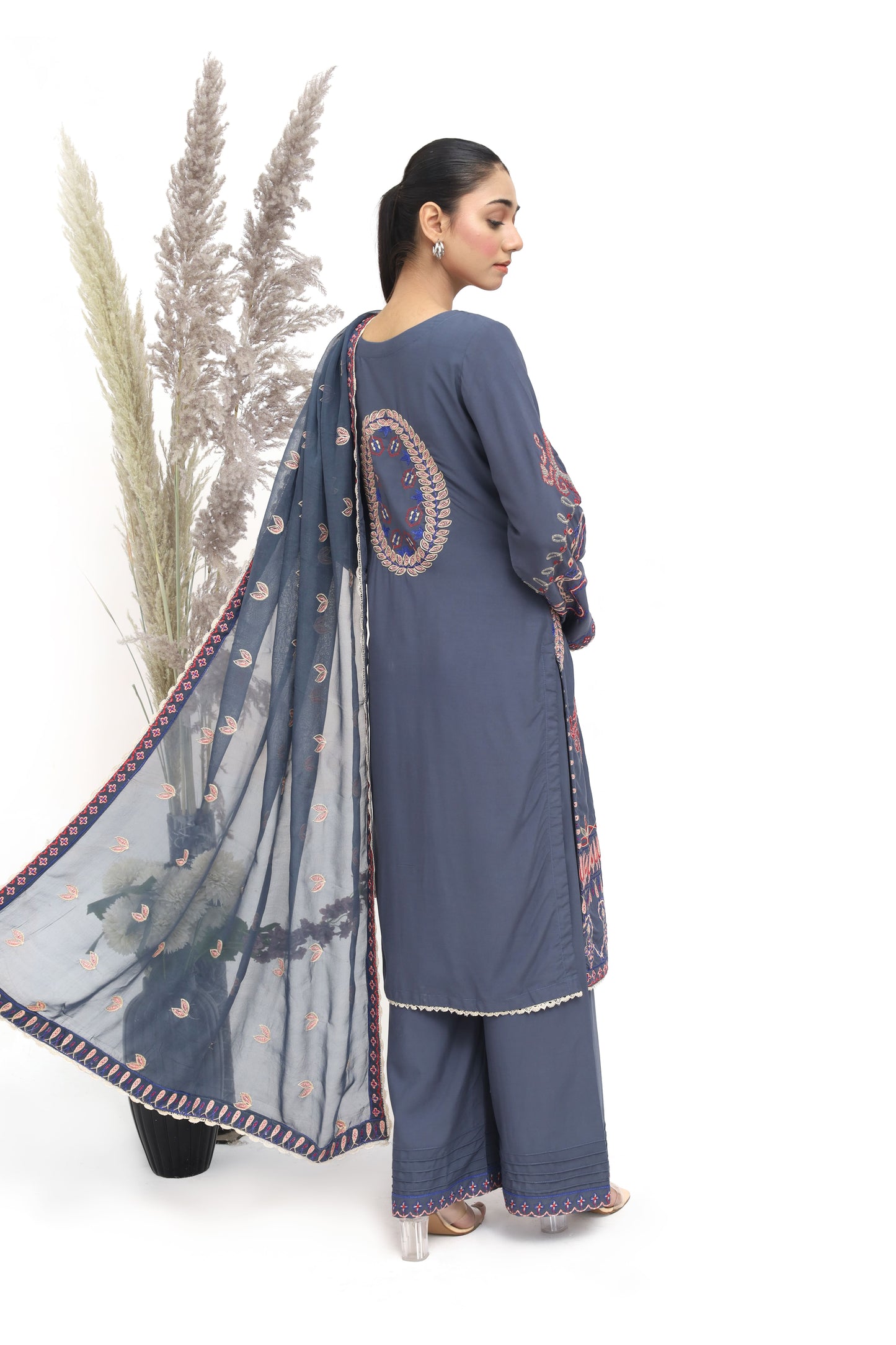 WOMEN'S PRET-LINEN | RH-221