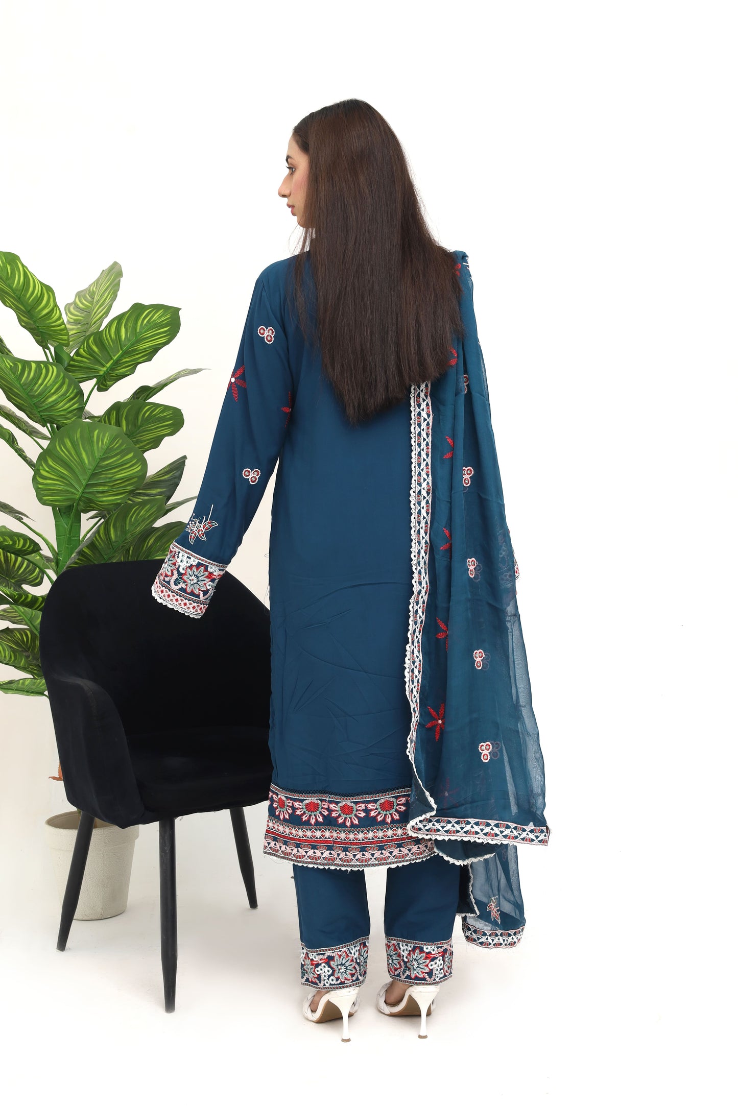 WOMEN'S PRET-LINEN | RH-225